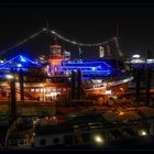 Hamburger Hafen bei Nacht