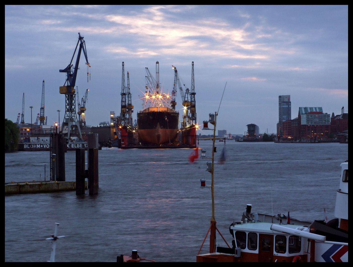 Hamburger Hafen - Dock