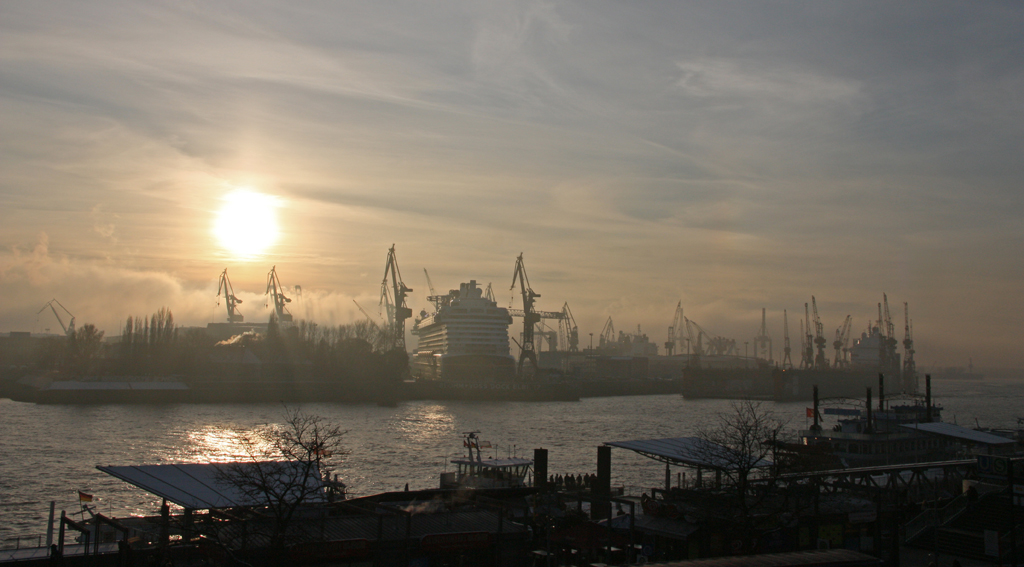 hamburger hafen - es wird kalt ende november