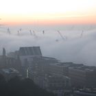 Hamburger Hafen im Nebel