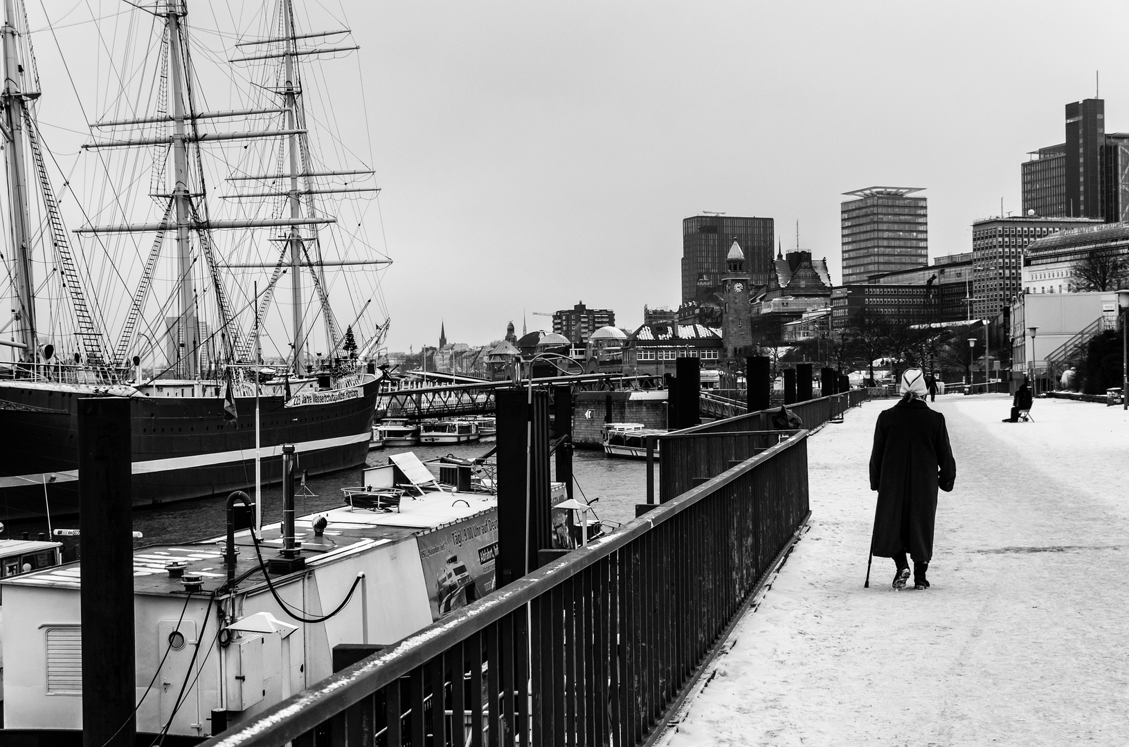 Hamburger Hafen im Winter