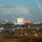 Hamburger Hafen -kurz hinter den Elbbrücken-