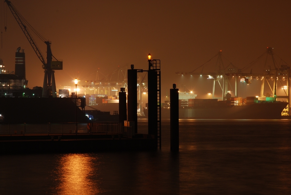 Hamburger Hafen @night