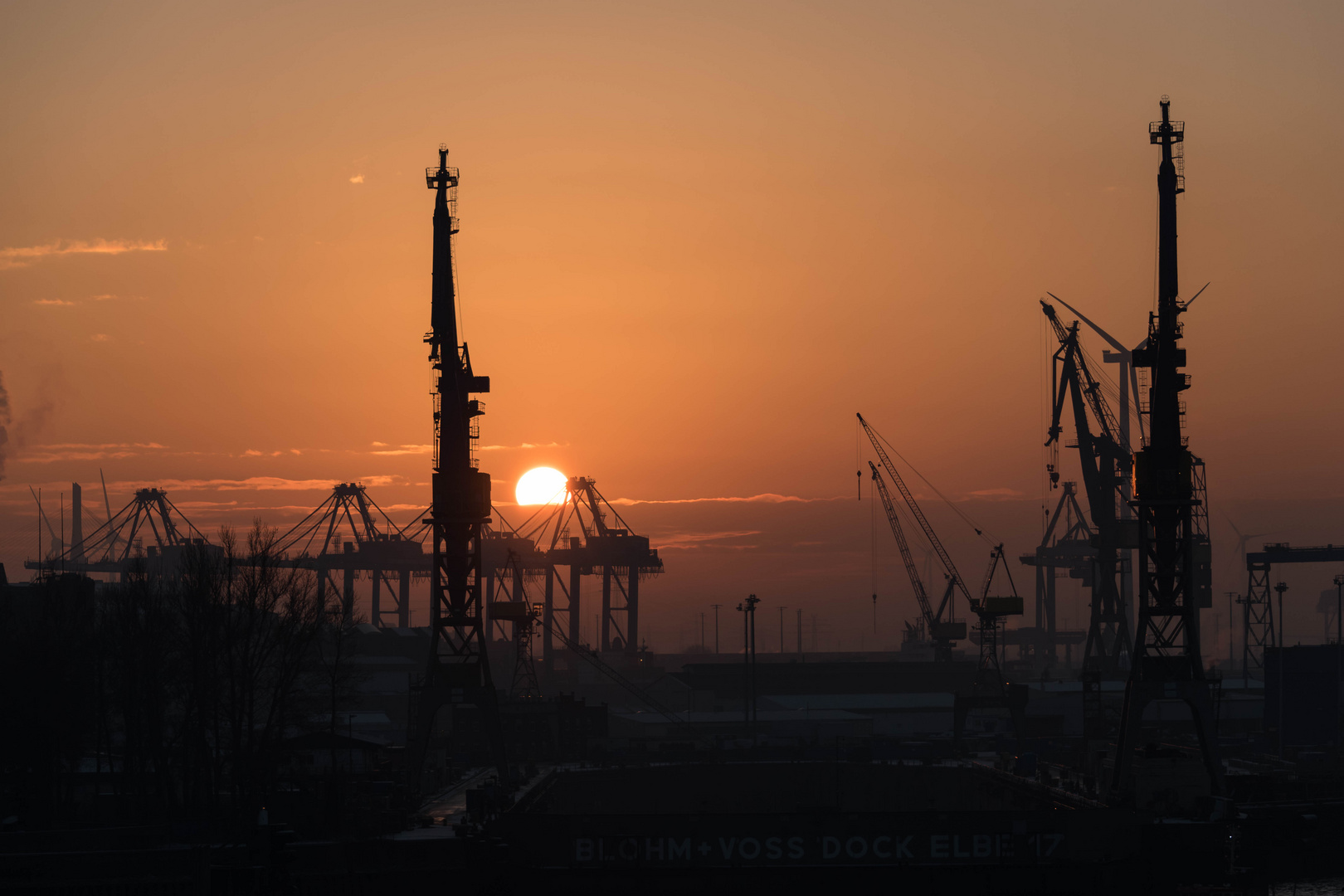 Hamburger Hafen Sonnenuntergang