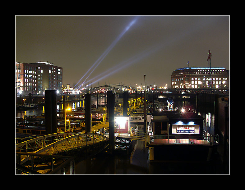 Hamburger Hafen Vll