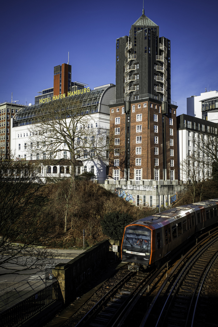 Hamburger Hochbahn 1/2