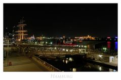 Hamburger-Impressionen " Hamburger Hafen, bei Nacht....."