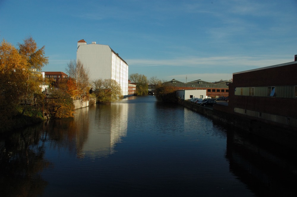 hamburger impressionen - mittelkanal gen osten