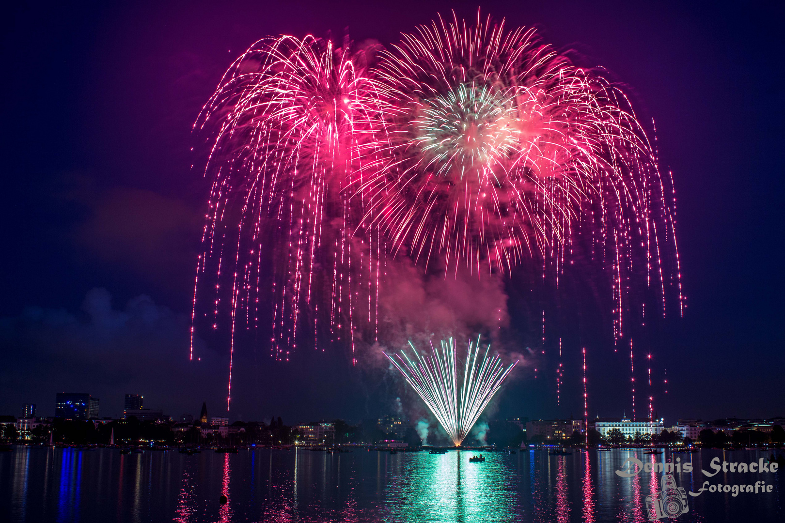 Hamburger Kirschblütenfest Feuerwerk 2014