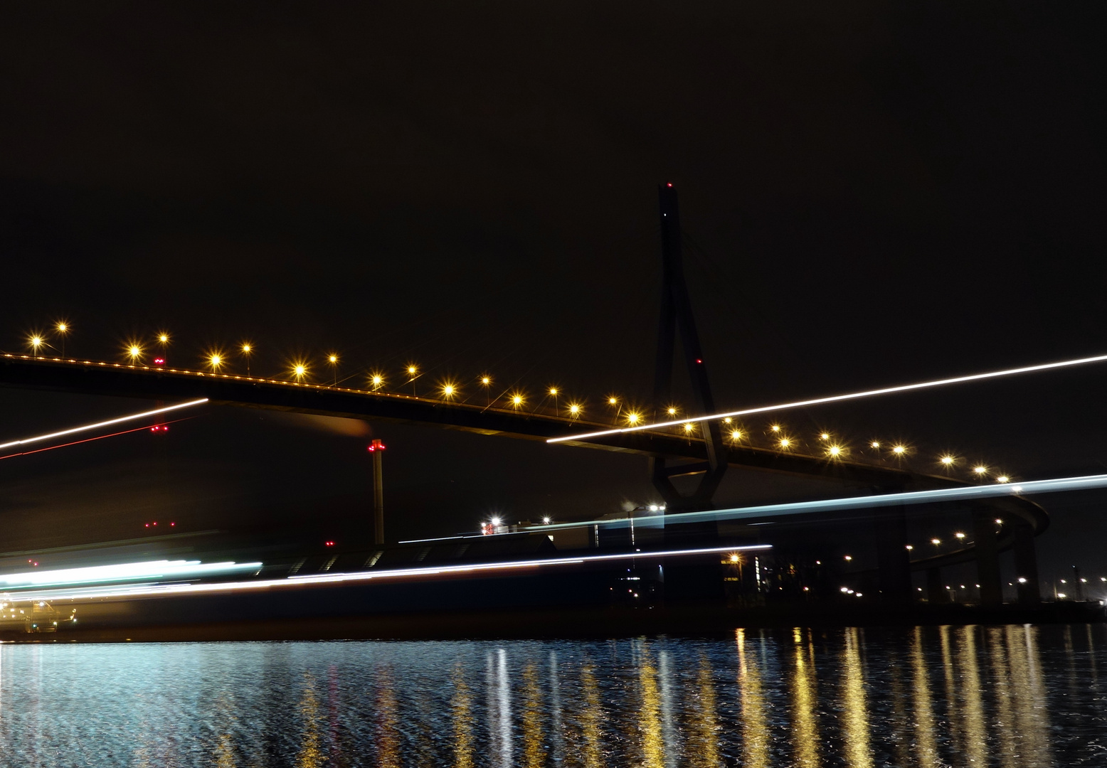 Hamburger Köhlbrandbrücke