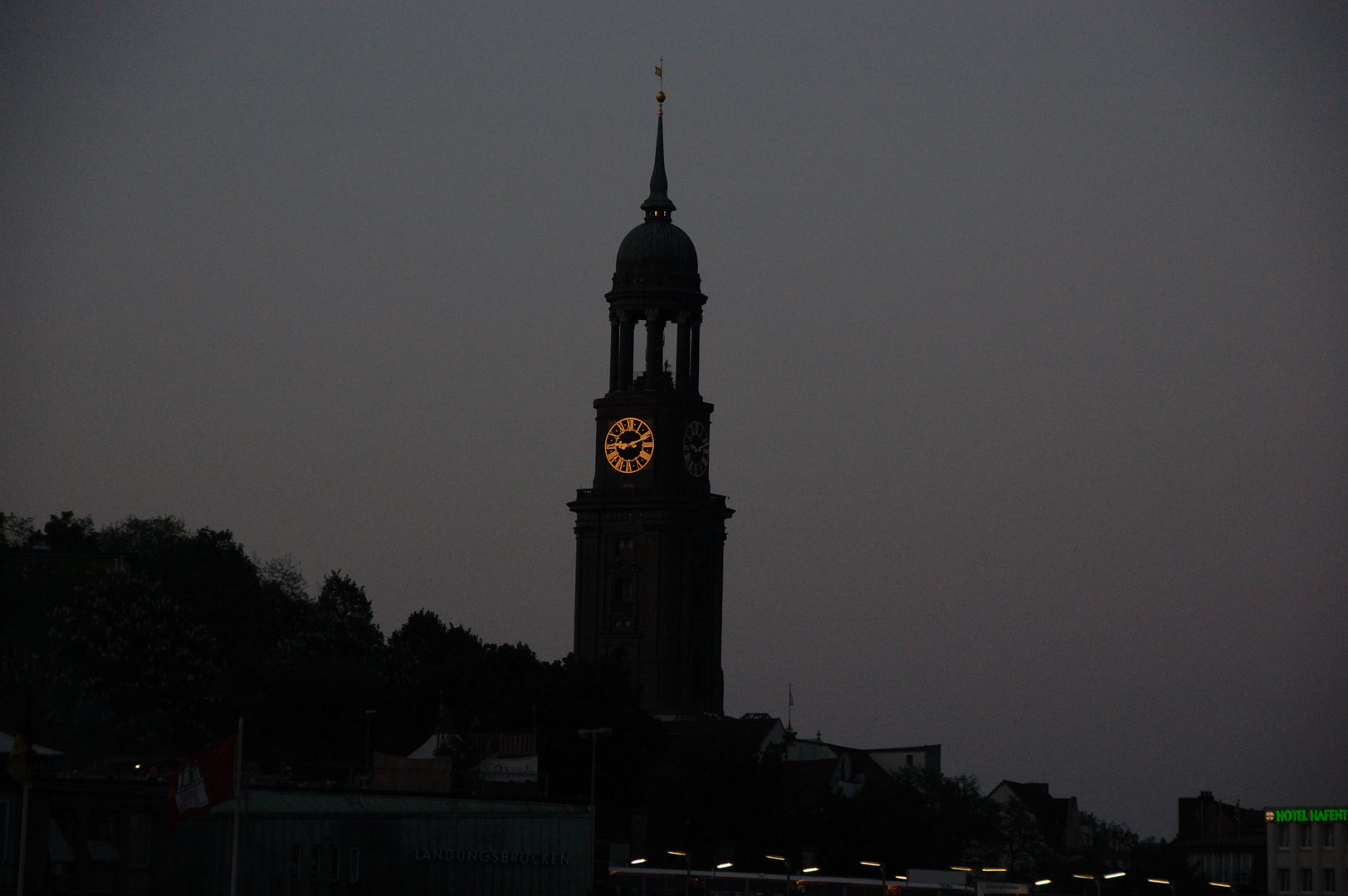 Hamburger Michel am Abend