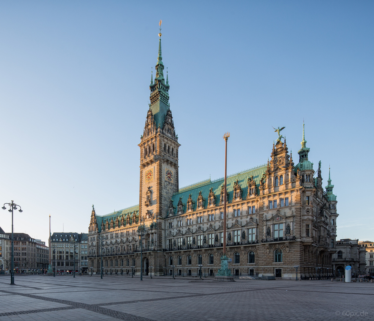 Hamburger Rathaus 080215