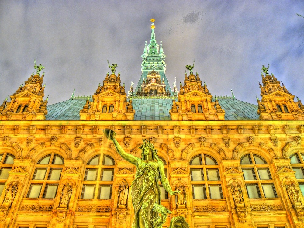 Hamburger rathaus