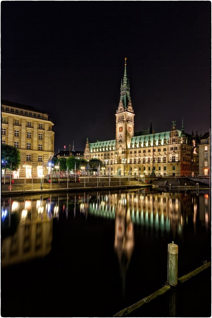 Hamburger Rathaus II