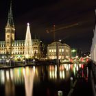 Hamburger Rathaus Weihnachtsmarkt by Night