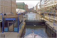 Hamburger Rathausschleuse 