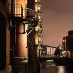 Hamburger Speicherstadt bei Nacht