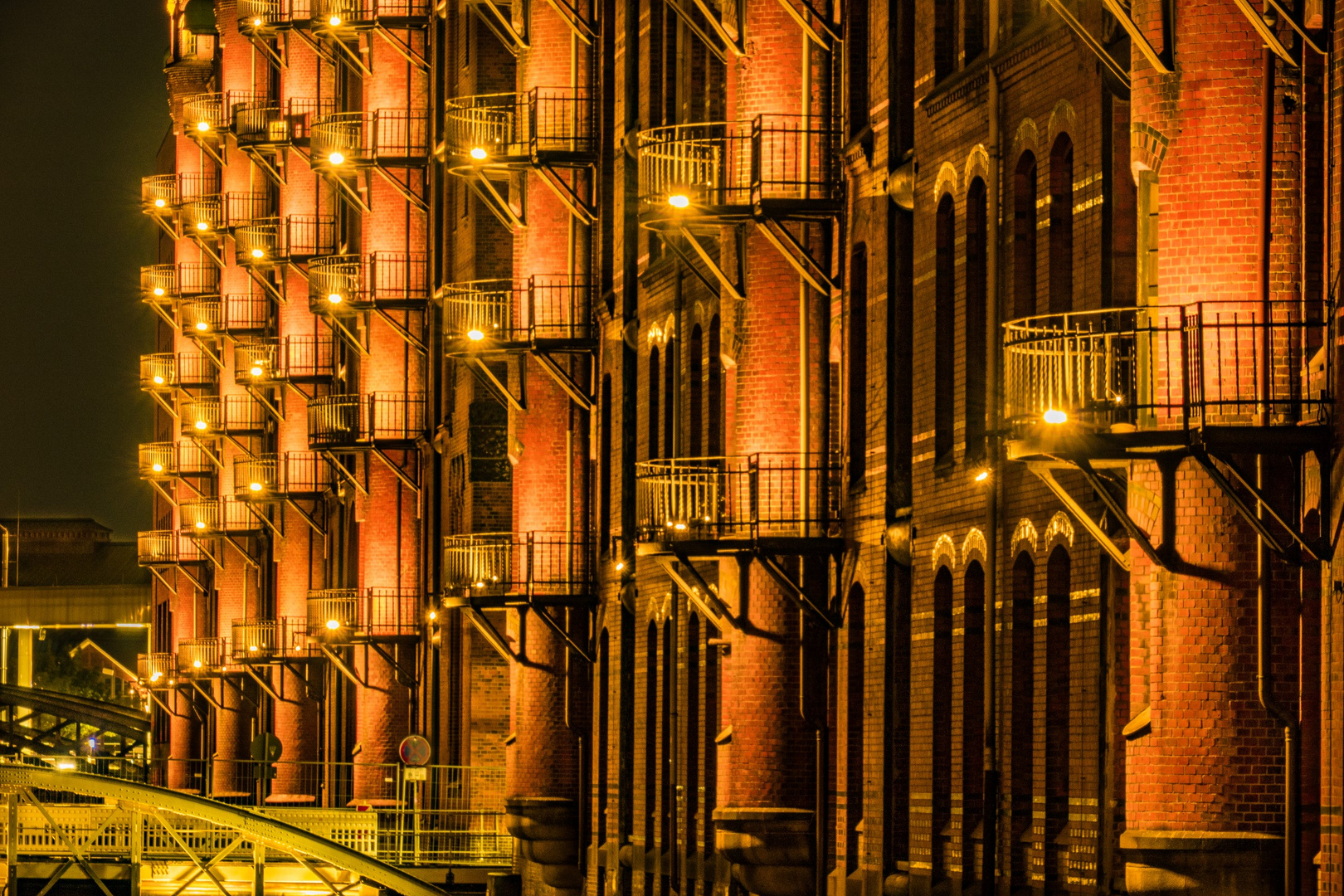 "Hamburger Speicherstadt bei Nacht"