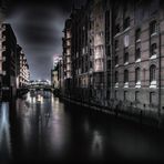 Hamburger Speicherstadt bei Nacht