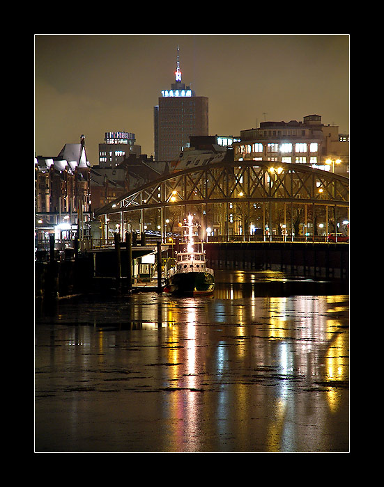 Hamburger Speicherstadt bei Nacht IV