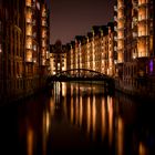 Hamburger Speicherstadt in der Nacht