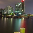 Hamburger Spiegelhaus bei Nacht