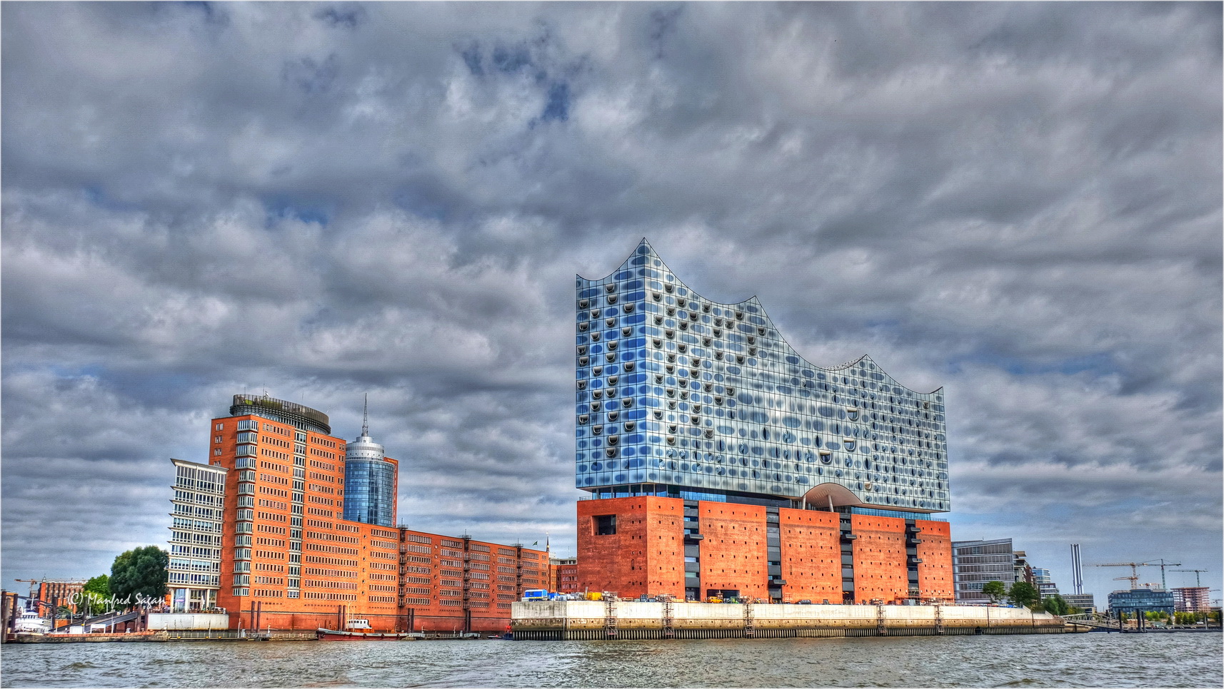 Hamburg/Hafencity/Elbphilharmonie