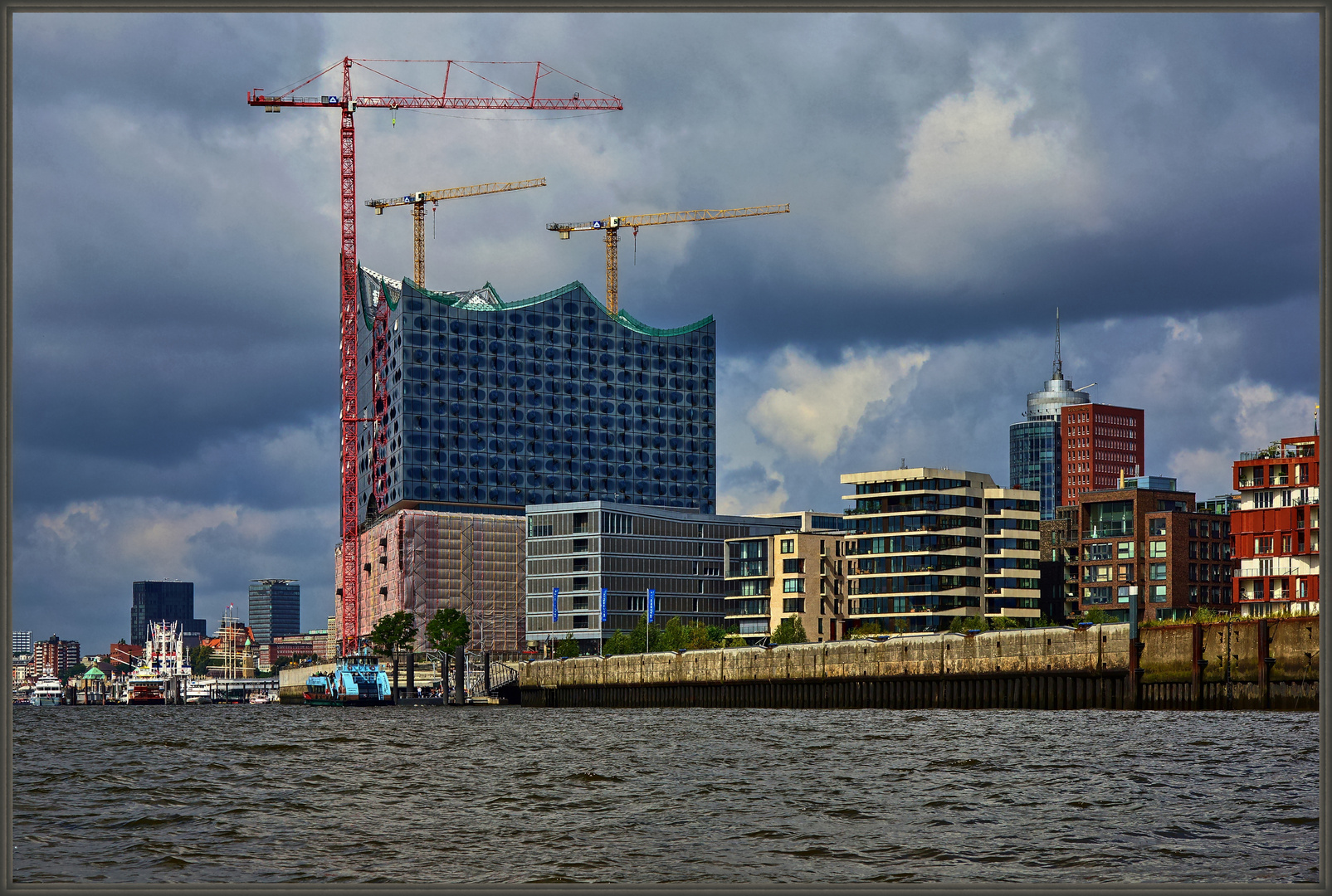 Hamburg`s Skyline 2014