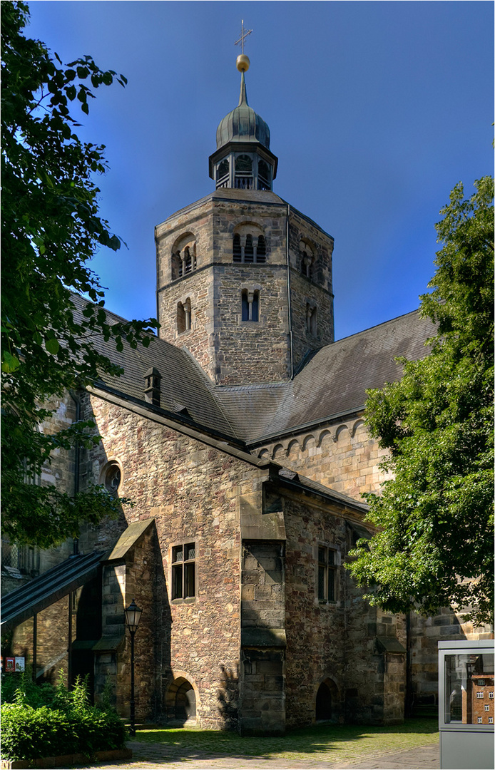 + Hameln + Münster St. Bonifatius +