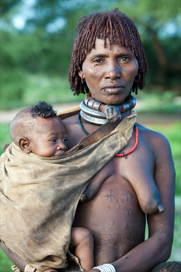 [ Hamer Tribe Woman with Baby ]