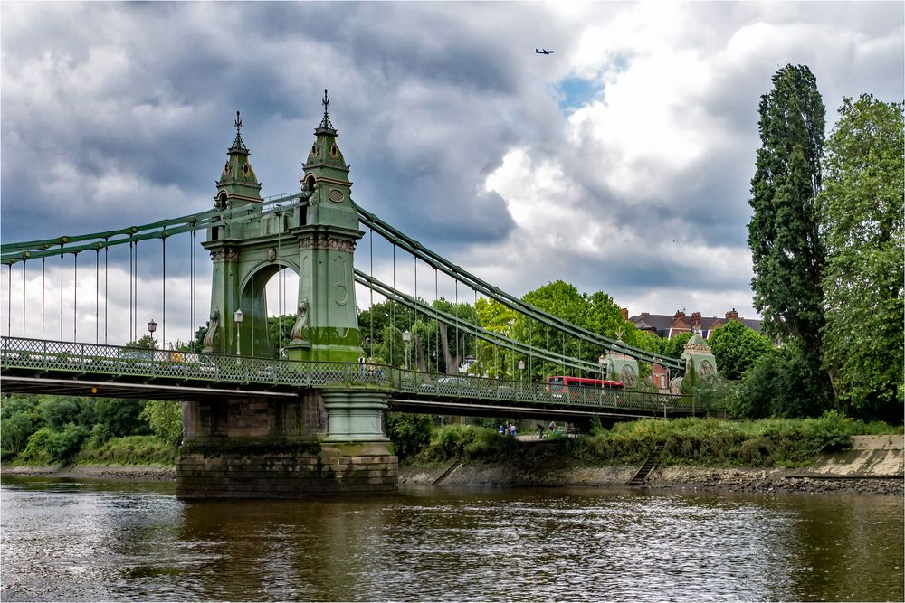 Hammersmith Bridge