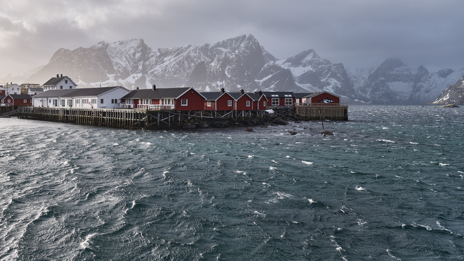 Hamnoy im Sturm   Februar 2023