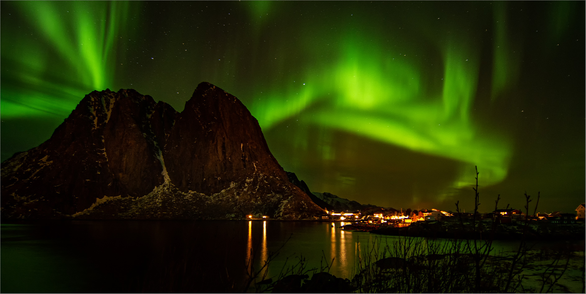 Hamnøy bei Nacht   . . .