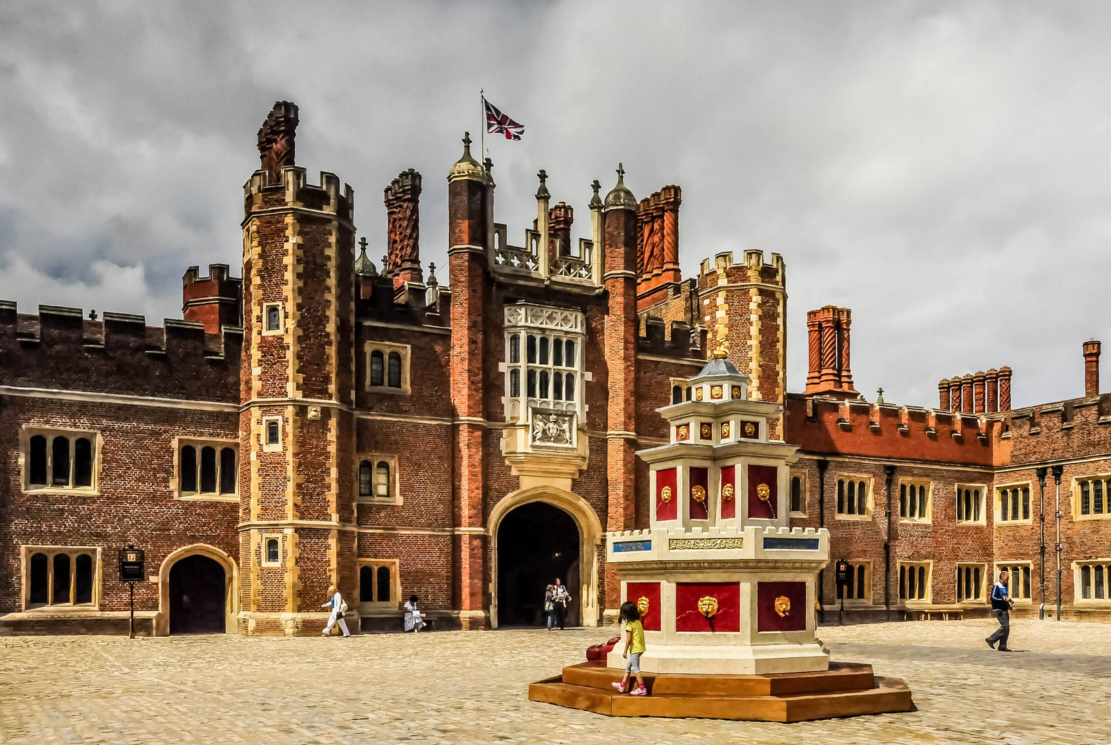 Hampton Court Palace