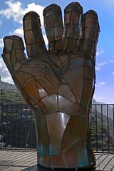 Hand aus Kupfer im Museum CENTRO DAS ARTES Calheta auf Madeira