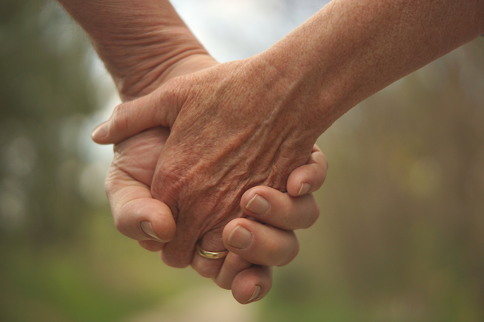Hand in Hand ein Leben lang (2) Foto & Bild alter, menschen, hände
