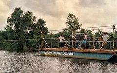 Hand-operated-ferry