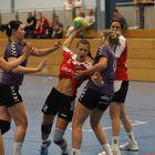 Handballsport - Festhalten erlaubt.