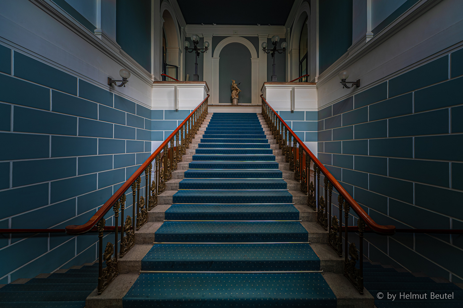 Handelskammer Hamburg - blaue Treppe