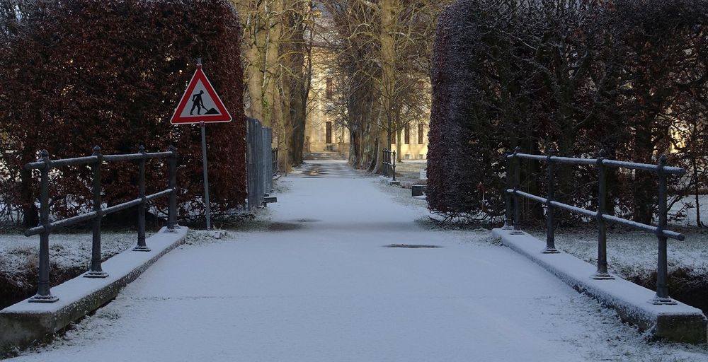 Handschaufeldienste