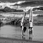 Handstand am Meer