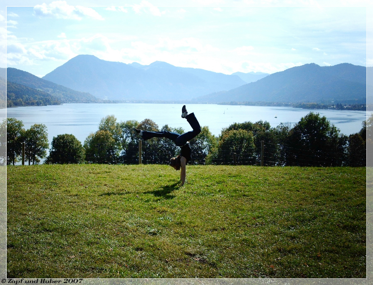 Handstand am Tegernsee