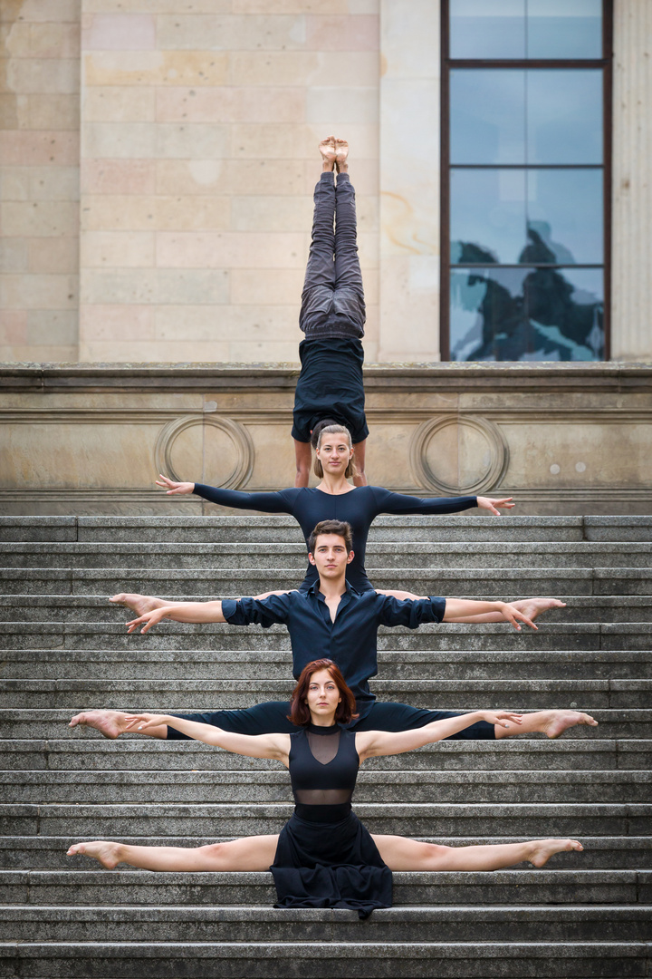 Handstand