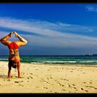 handstand @the beach