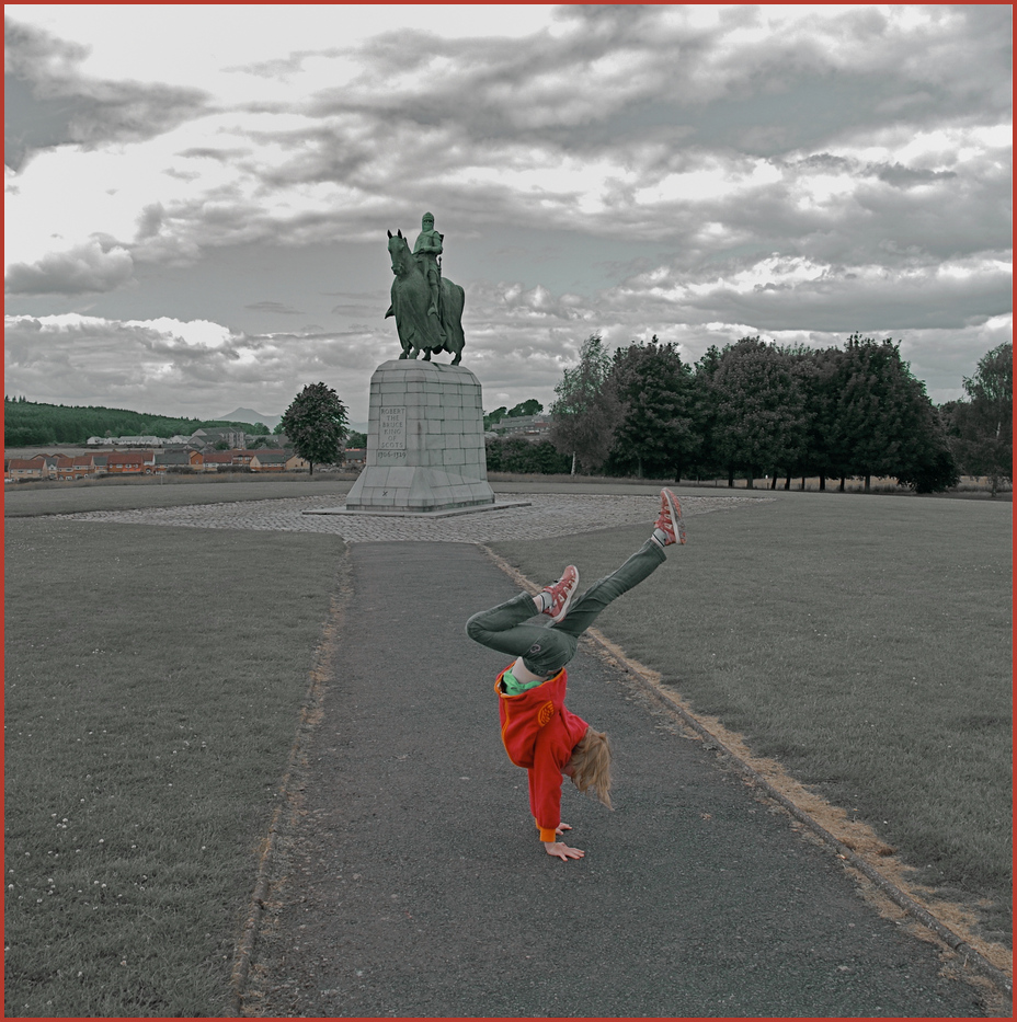 Handstand vor Robert the Bruce