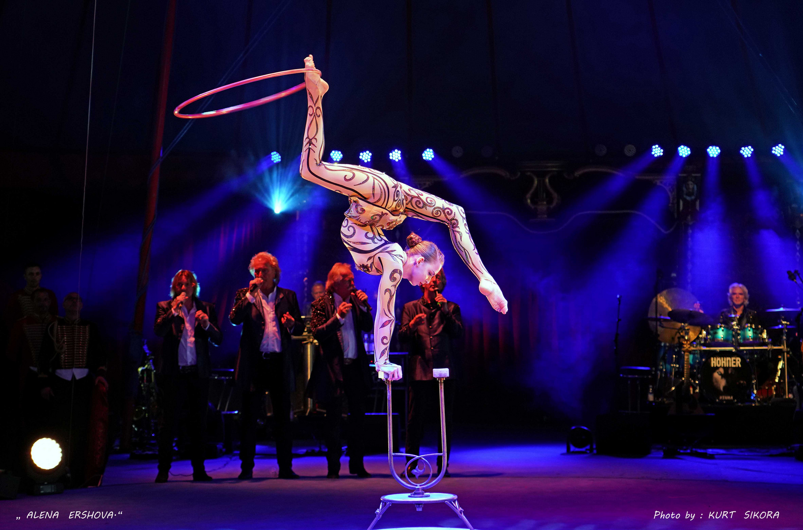 Handstandartistik vom feinsten.