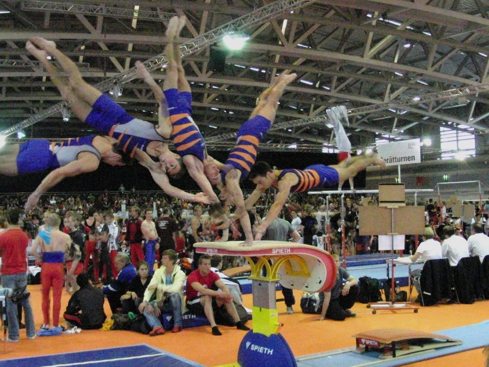 Handstandüberschlag mit ganzer Schraube - IDTF 2009