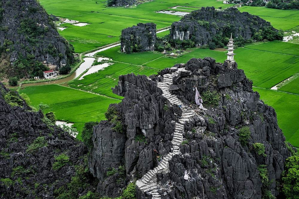 Hang Mua - Tam Coc