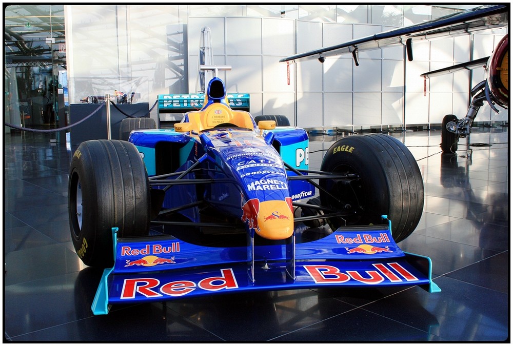 Hangar-7 RedBull VI