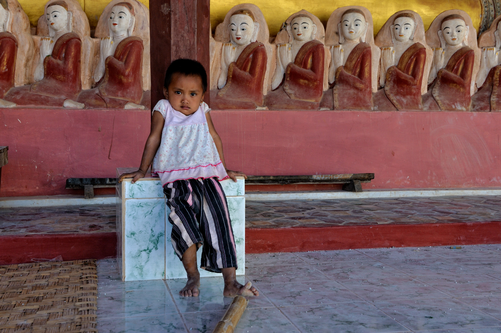 Hanging around in the pagoda